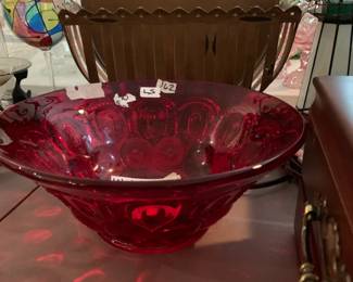 #162	Winsor Red Moon & Stae Bowl 10x4	 $50.00 