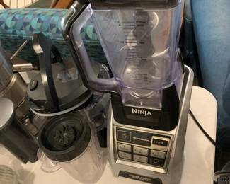 #132	Ninja Blender w/accessories	 $30.00 