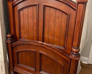#75	Wood Twin Headboard/Footboard w/frame - 44" Wide	 $125.00  #76	Sleeping Perfect by Sleep Fit Twin Mattress/Boxsprings	 $75.00 