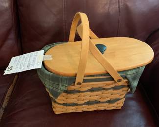 #59	Longaberger 1997 Fellowship Bsket w/fabric Liner & Plastic Insert Double swing handle	 $20.00 