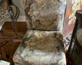 #5	gray flower parson chair 	 $25.00 