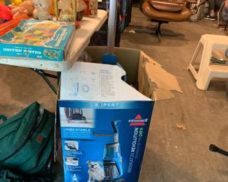 #106	Bissell Carpet Shampooer - ProHeat 2X Revolution Pet Shampooer	 $75.00 