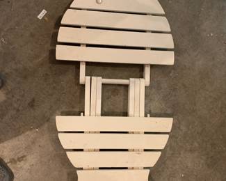 #119	White Wood Fish Folding Side Table - 28L x 18w x 17T	 $30.00 