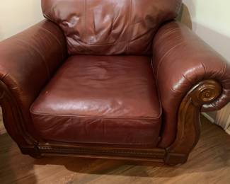 #17	Lane Leather Club Chair w/ottoman (as is leather)	 $100.00 