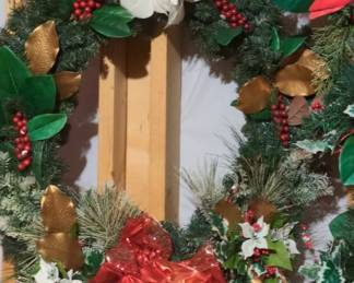 Artificial Christmas Wreath with Poinsettias, Berries, and Gold Leaves