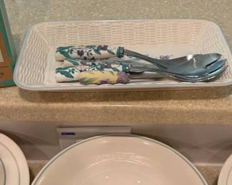 Pfaltzgraff April Dinnerware Set second image