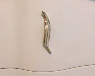 Kent Coffey The Embassy Dresser second image