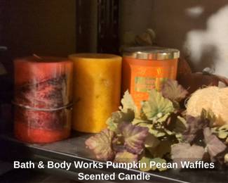 Bath  Body Works Pumpkin Pecan Waffles Scented Candle