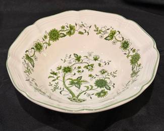 Vintage Hankook Serving Bowl with Green Floral Pattern