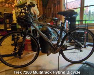 Trek Multitrack Hybrid Bicycle B