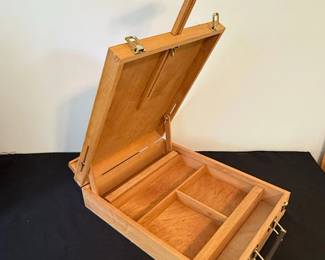 MEEDEN Solid Beech Wood Tabletop Easel Art Easel with Storage