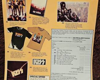 KISS Love Gun Vinyl Record with Original Inserts fifth image