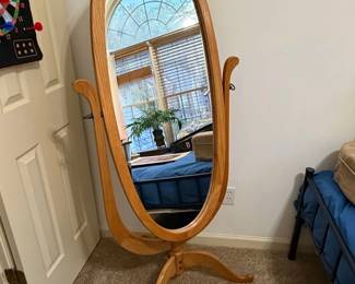Oval Cheval Mirror with OakStyle Wooden Stand