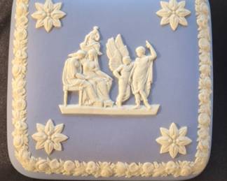 Wedgwood Jasperware Box with Putti and Cherubs