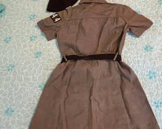 Vintage Girl Scout Brownie Uniform with Beret and Tie second image