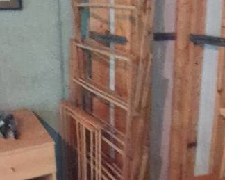 Wooden Folding Accordion Clothes Drying Rack