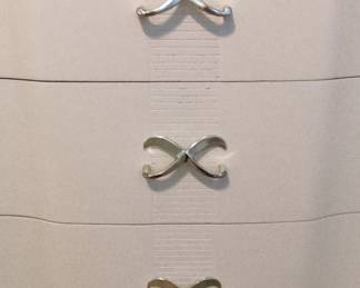 Kent Coffey The Embassy Dresser third image