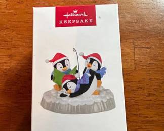 Hallmark Keepsake Not a Creature Was Stirring Christmas Ornament fourth image