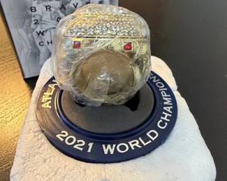 Atlanta Braves World Series Champions Commemorative Ring with Display Base and Box third image