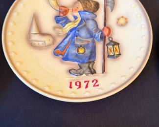 Goebel Hummel Hear Ye, Hear Ye second Annual Plate