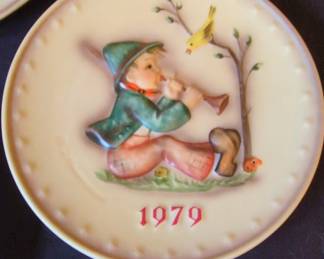 M.I. Hummel ninth Annual Plate Little Fiddler