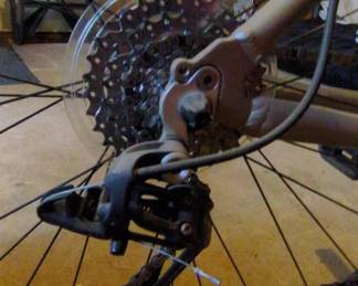 Trek Multitrack Hybrid Bicycle fifth image