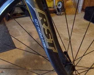 Trek Multitrack Hybrid Bicycle B fifth image