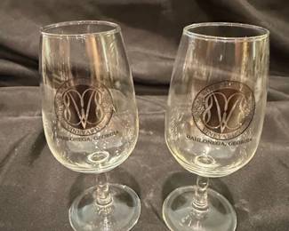 Wolf Mountain Vineyards Wine Glass second image