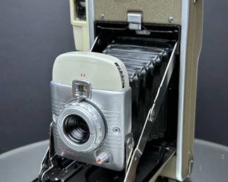 Vintage 1950s Polaroid Land Camera Model 80A Highlander 