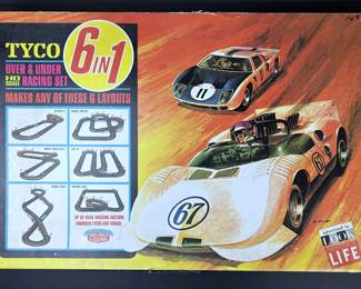 Vintage TYCO 6 IN 1 Slot Car Race Track