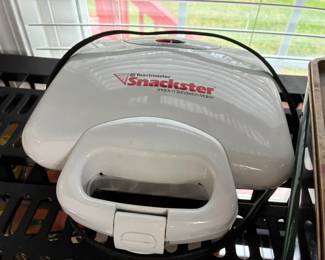 Vintage Toastmaster Snackster