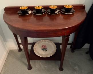 Demi Lune Table