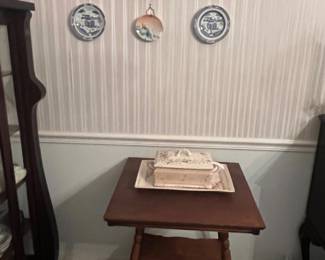 Oak Center Table, Plates