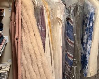 Women’s Clothing 