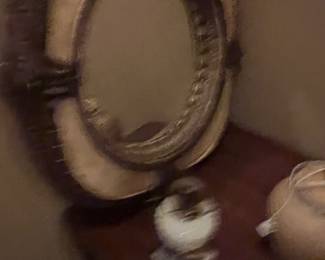 Unique Mirror