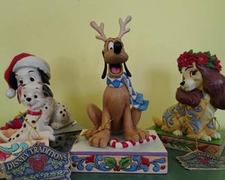 Heartwood creek jim shore disney.