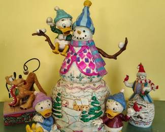 Large Jim Shore disney snowman with ducks and other smaller jim shore figurines