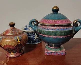 Painted chinese porcelain