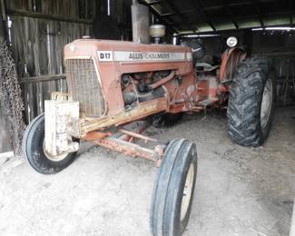 1967 Allis Chalmers D17 Series IV Tractor, WFE, Dual Hyd. 3pt Hitch, 16.9/28 Rear Tires 65%, 5532 hours