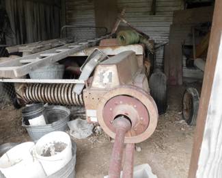 IHC 440 Square Baler