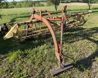 New Holland 256 Hay Rake