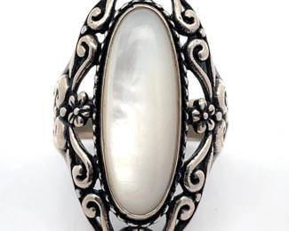 Mother of Pearl Oblong Ornate Filigree Ring