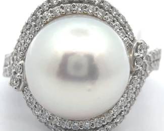 22.39 Carat Pearl & Natural Diamond Ring in Platinum