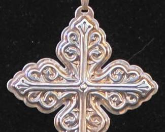Reed & Barton Sterling Silver Christmas Pendant