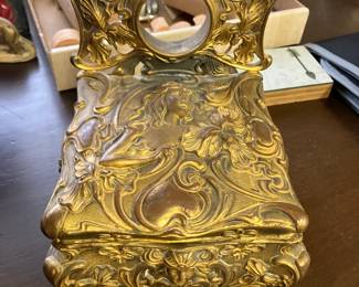 J. B. 494 Art Deco jewelry box