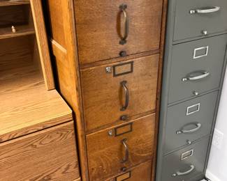 Antique oak 4-drawer file cabinet