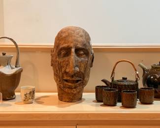 Apparently that's Charles de Gaulle.....