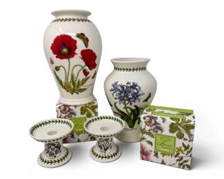 92 PortmeirionBotanicGardenVasesCandlesticks