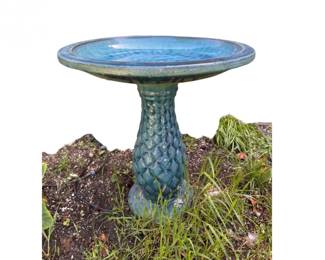 69 GlazedCeramicBirdBathwPineappleStyleBase