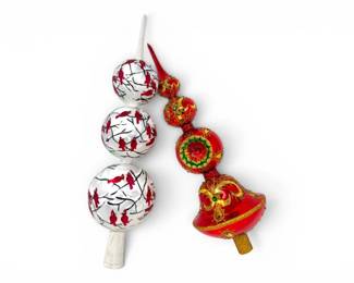 105 2ChristopherRadkoTreeToppersCardinalFinialReflection